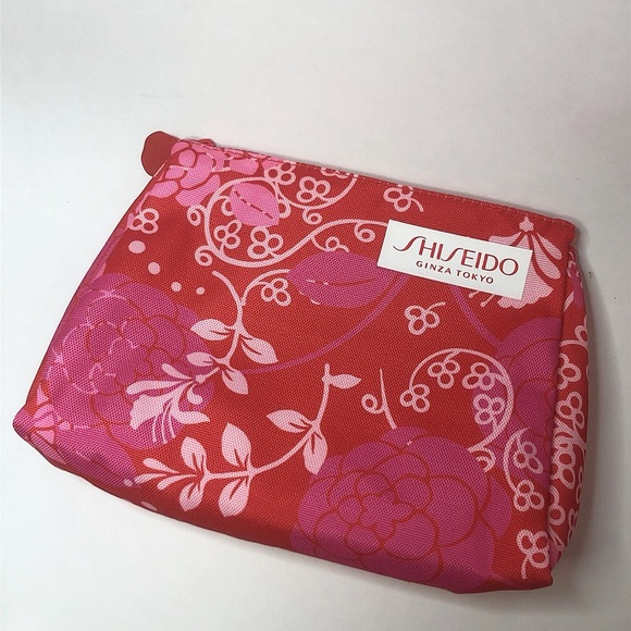 New Shiseido 7-Piece Skincare Travel Set Ultimune & Vital Perfection Bag - Picture 4 of 4